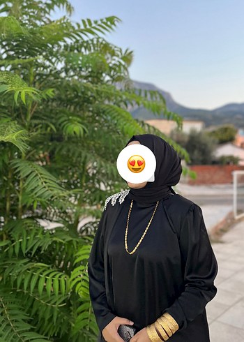 52 Beden Siyah tesettür abiye