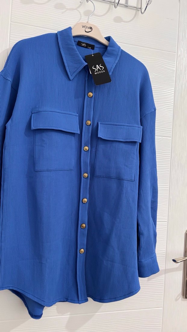 Mavi Düğmeli Kadın Uzun Kollu Gömlek - Görsel 2