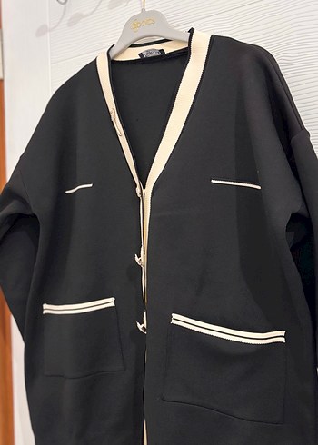 Düğmeli Siyah Midi Kadın Hırka - Görsel 2