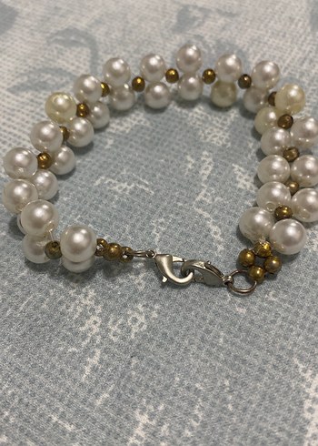 Beyaz Boncuklu Kadın Bileklik - Görsel 3