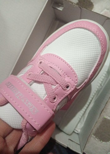 Kız Çocuk Pembe Cırtlı Spor Ayakkabı - Görsel 3