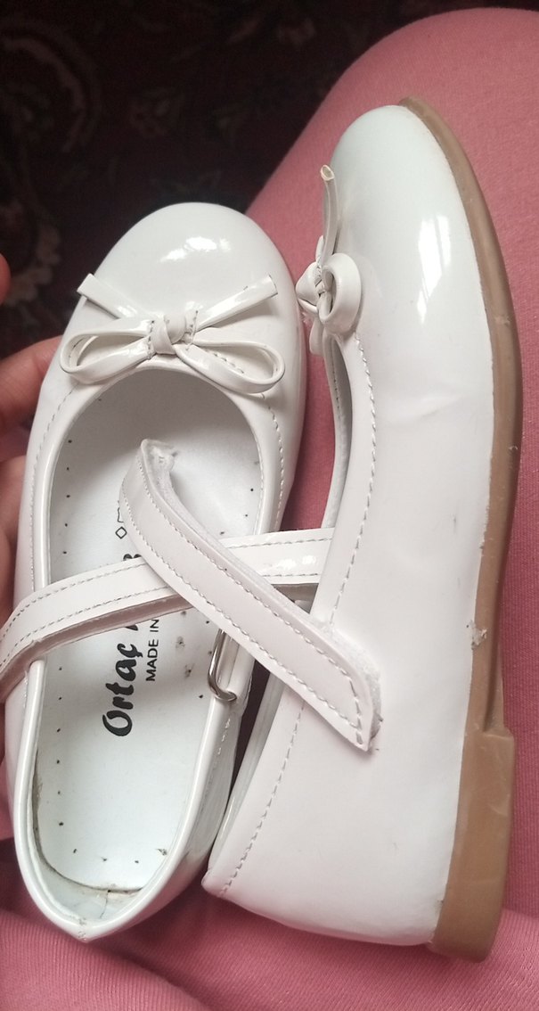 Kızlar için Beyaz Fiyonk Detaylı Babet Ayakkabı - Görsel 3