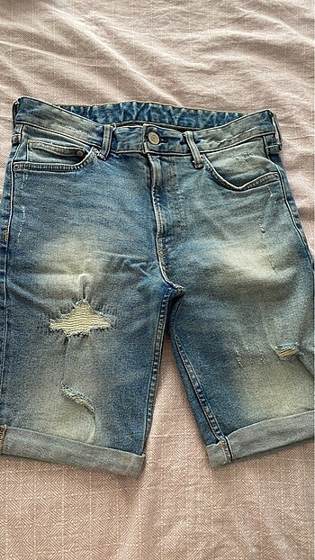 yırtık detaylı erkek slim fit kot şort