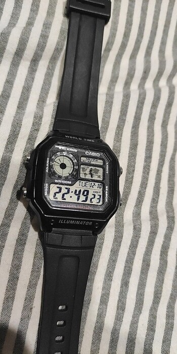 Casio ae1200 w