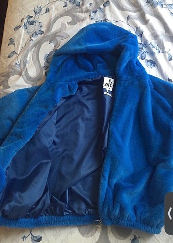 Koton Ole Kapüşonlu Kadın Mavi Peluş Ceket - Görsel 2