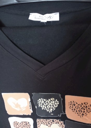 Siyah Desenli  V Yaka Uzun Kollu Tişört - Görsel 8