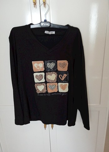 Siyah Desenli  V Yaka Uzun Kollu Tişört - Görsel 7