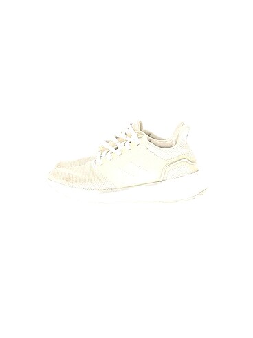 Adidas Spor Ayakkabı %70 İndirimli.