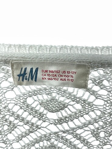 universal Beden beyaz Renk H&M Hırka %70 İndirimli.