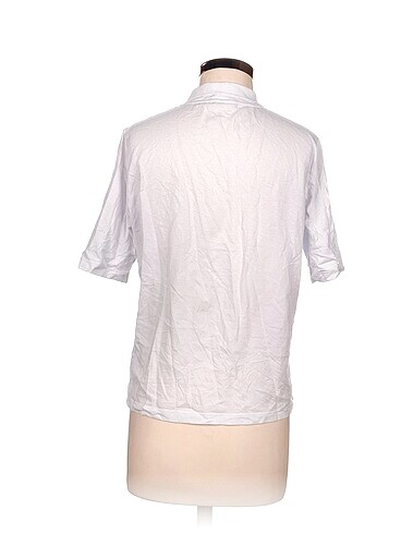 m Beden Mavi Jeans T-shirt %70 İndirimli.