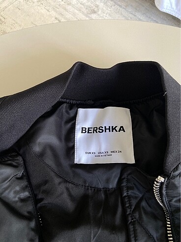 xs Beden Bershka bomber ceket