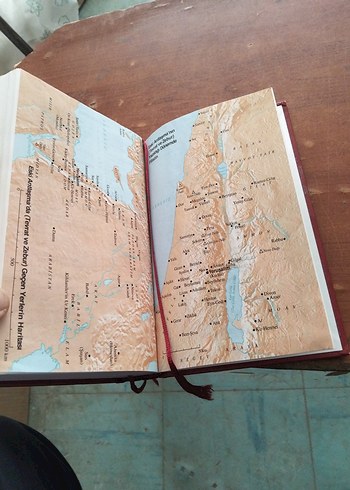 Kutsal Kitap - Yeni Çeviri - Görsel 8