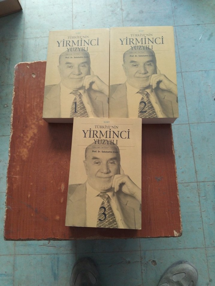 Türkiye'nin Yirminci Yüzyılı Kitap Seti - Görsel 3