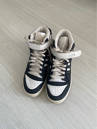 Spor ayakkabı / sneaker