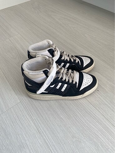 Adidas Spor ayakkabı / sneaker
