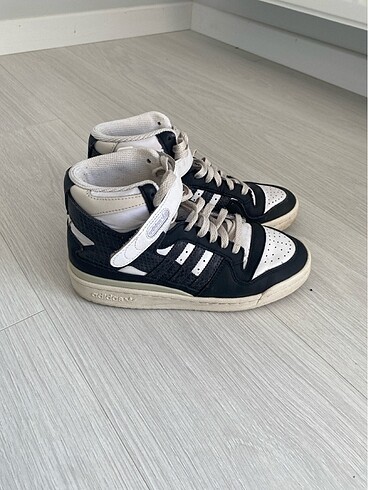 38 Beden Spor ayakkabı / sneaker
