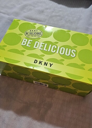 DKNY DKNY Parfüm ve çanta seti