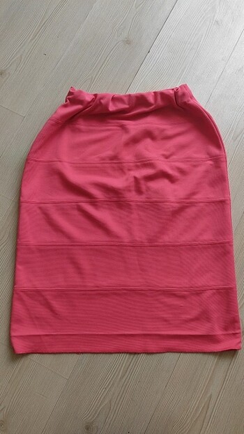 Pembe etek 