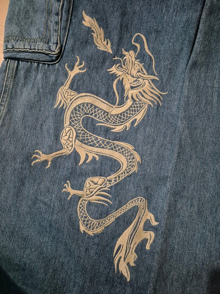 BDG Ejderha Nakışlı Y2K Pantolon - Görsel 2