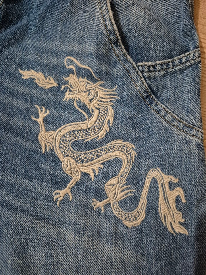 BDG Ejderha Nakışlı Y2K Pantolon - Görsel 4