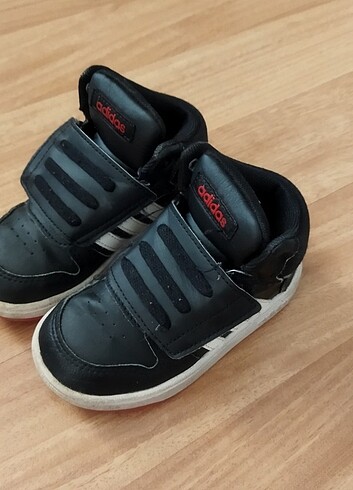 25 Beden Adidas ayakkabı 
