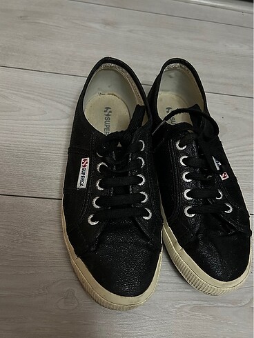 38 Beden siyah Renk Siya Simli Superga