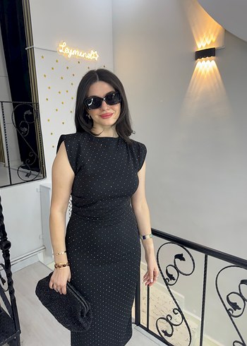 s Beden siyah Renk Siyah taşlı vatkalı drapeli büzgülü Kalem Elbise