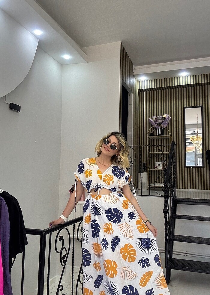 Keten desenli büzgülü elbise - Görsel 3