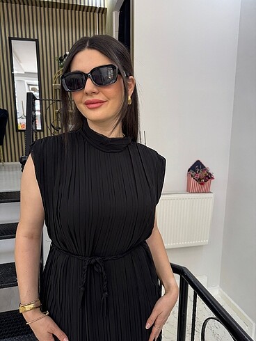 Diğer Siyah tüllü astarlı kuşaklı elbise