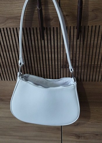 Beyaz Deri Minimalist Kadın Çanta