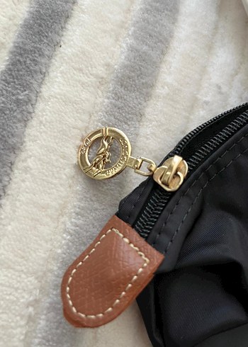 Longchamp Katlanabilir Siyah Çanta - Görsel 4