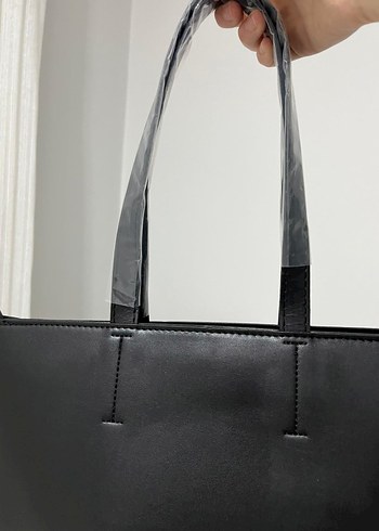 Beden Calvin Klein Jeans Siyah Suni Deri Kadın Çanta