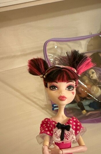  Beden Monster high