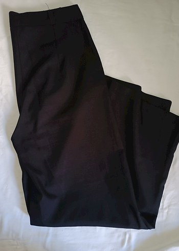 40 Beden Siyah Regular Fit Midi Pantolon