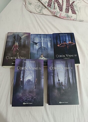 Kitap çürük vişne serisi