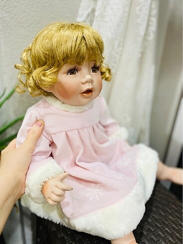 Barbie Porselen bebek gerçek gibi büyük baya