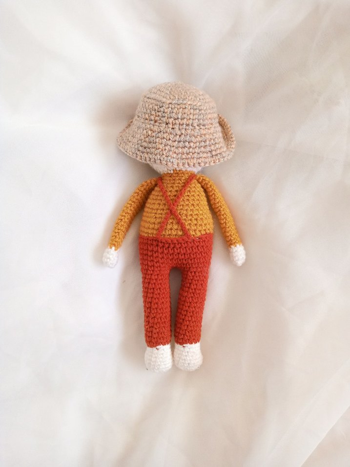 Renkli Kahverengi Örgü Bebek - Görsel 2