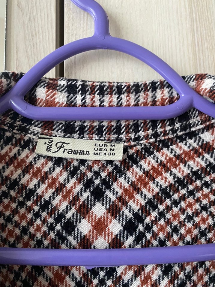 Düğmeli Kahverengi Kareli Kadın Gömlek - Görsel 2