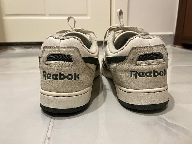 40 Beden beyaz Renk Reebok orijinal spor ayakkabı 40 numara