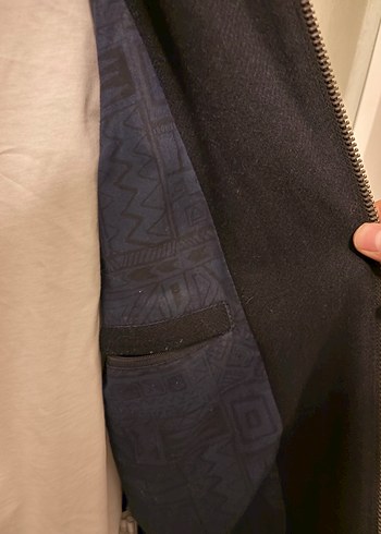 Siyah ekoseli Fermuarlı Erkek mont - Görsel 4