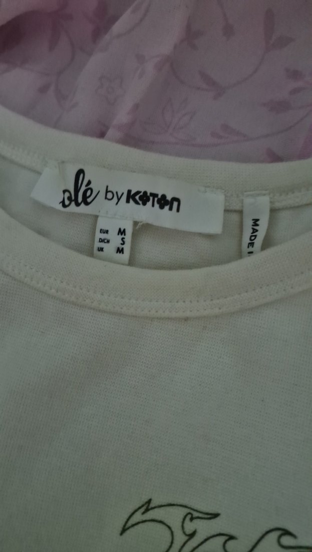 beyaz kelebek desenli y2k crop - Görsel 2