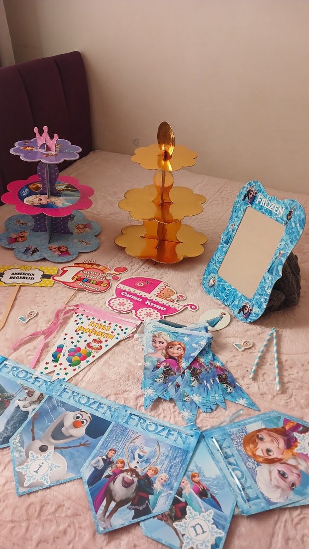 Renkli Frozen Temalı Parti Malzemeleri - Görsel 3