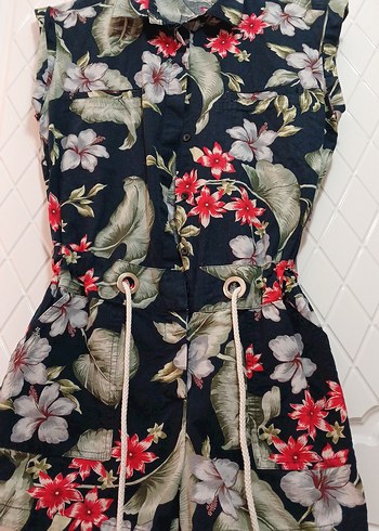 Çiçek Desenli Kemerli Kısa Tulum - Görsel 5