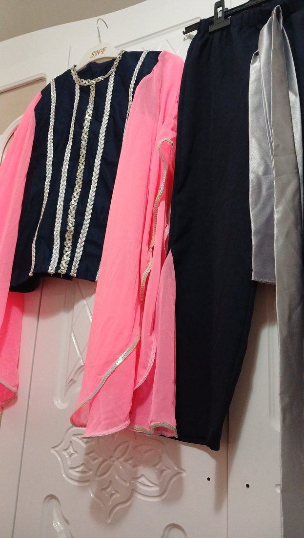 Nakışlı, Askısız, Pembe ve Siyah Çocuk Kostümü - Görsel 3