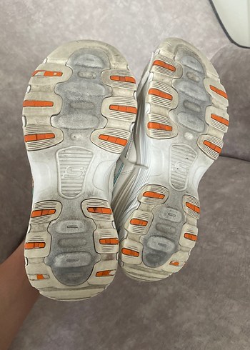 37,5 Beden Skechers Beyaz Gri Bağcıklı Spor Ayakkabı