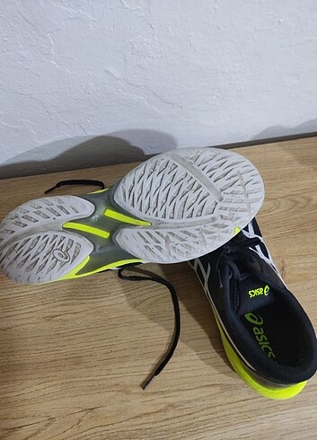 Asics voleybol ayakkabısı - Görsel 2