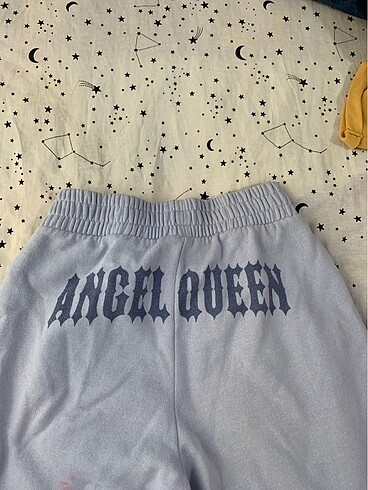 bershka arkası baskılı eşofman altı