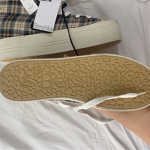 40 Beden bershka ekoseli converse