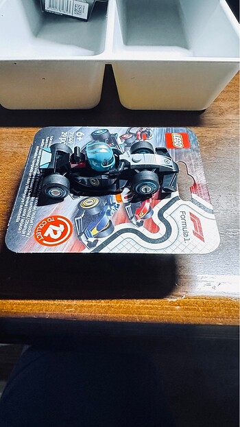 Lego F1 Mini Figür Mercedes