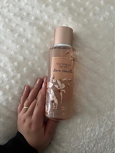 Victoria secret bare vanilla creame